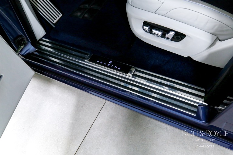 Used-2019-Rolls-Royce-Phantom