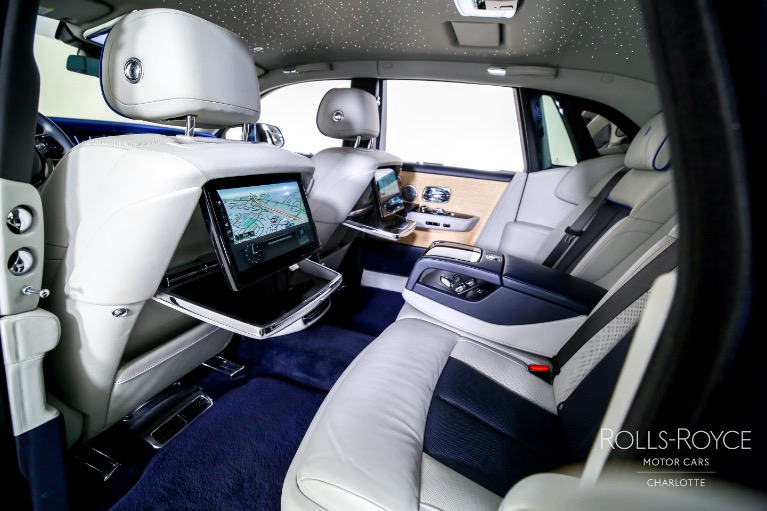 Used-2019-Rolls-Royce-Phantom