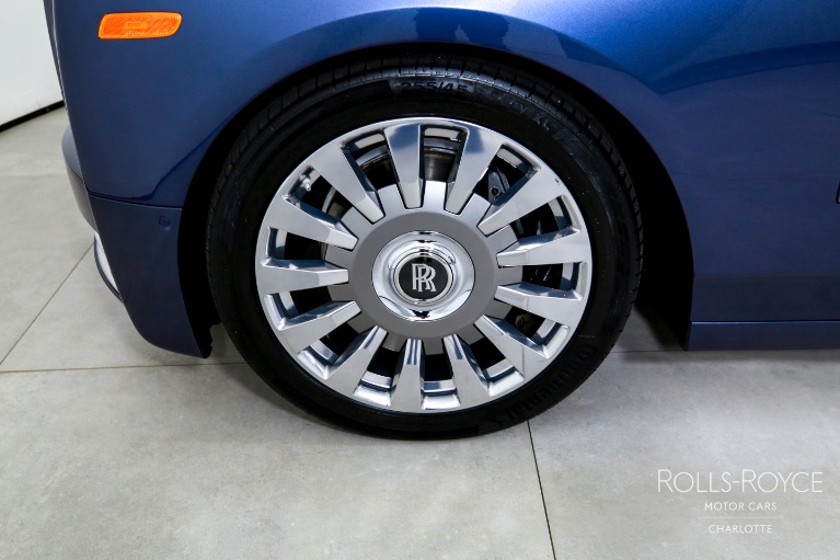 Used-2019-Rolls-Royce-Phantom
