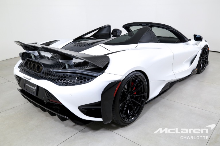 Used-2022-McLaren-765LT-Spider
