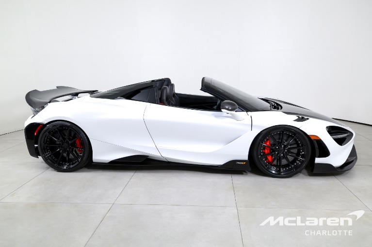 Used-2022-McLaren-765LT-Spider