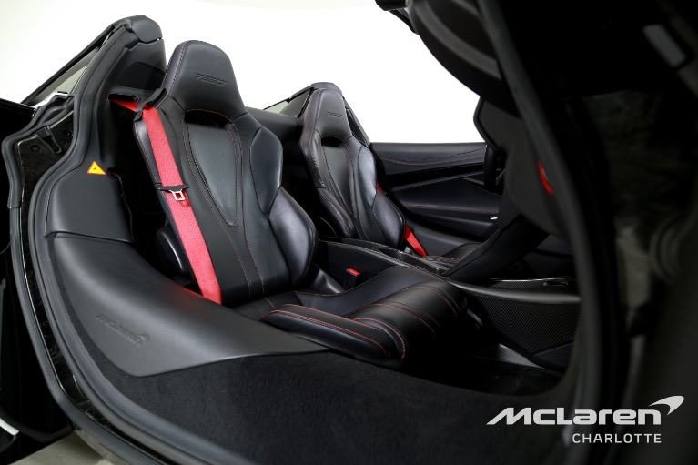 Used-2022-McLaren-765LT-Spider