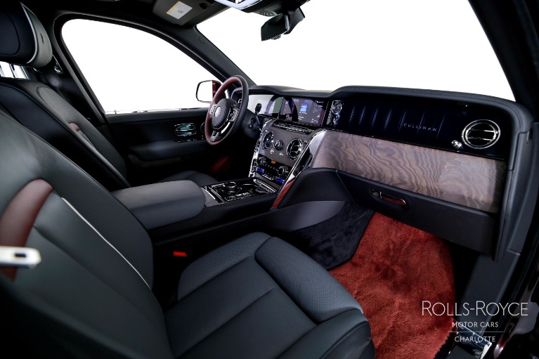 Used-2025-Rolls-Royce-Cullinan