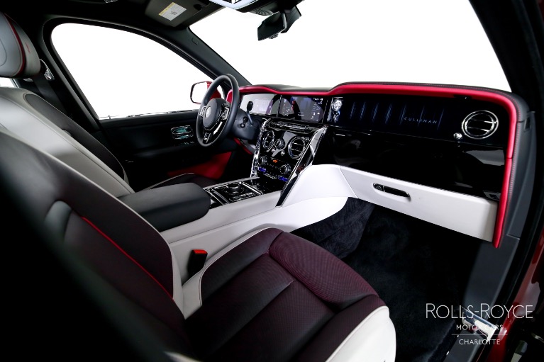 Used-2025-Rolls-Royce-Cullinan