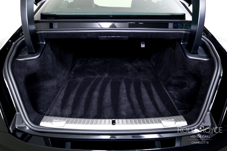 Used-2025-Rolls-Royce-Spectre