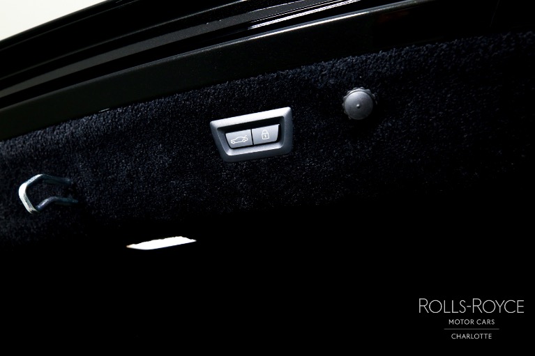 Used-2025-Rolls-Royce-Spectre