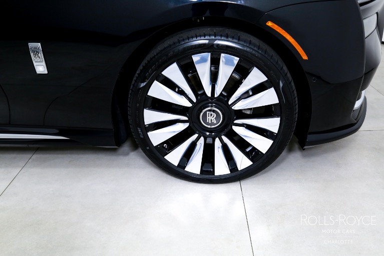 Used-2025-Rolls-Royce-Spectre