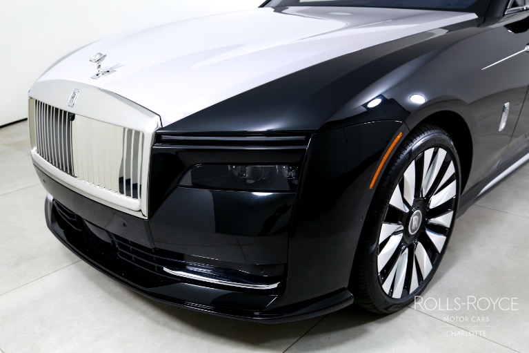 Used-2025-Rolls-Royce-Spectre