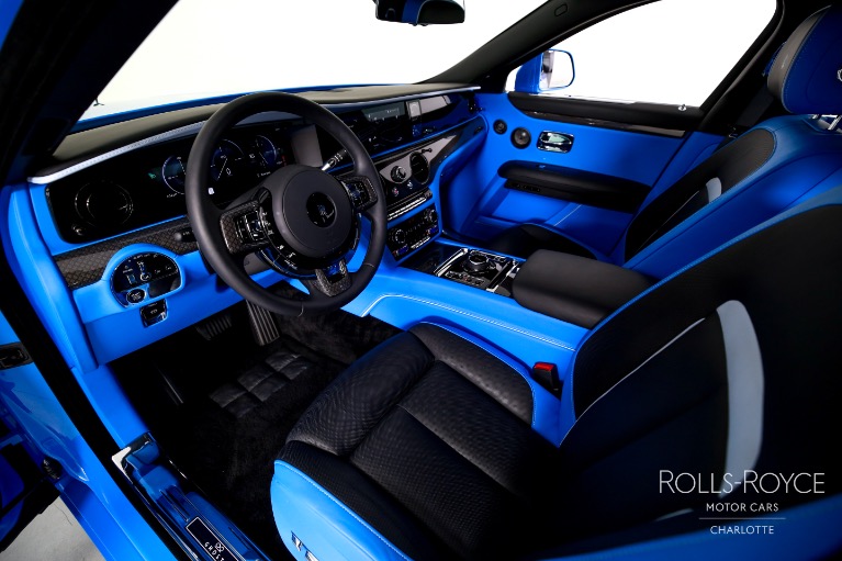Used-2025-Rolls-Royce-Black-Badge-Ghost