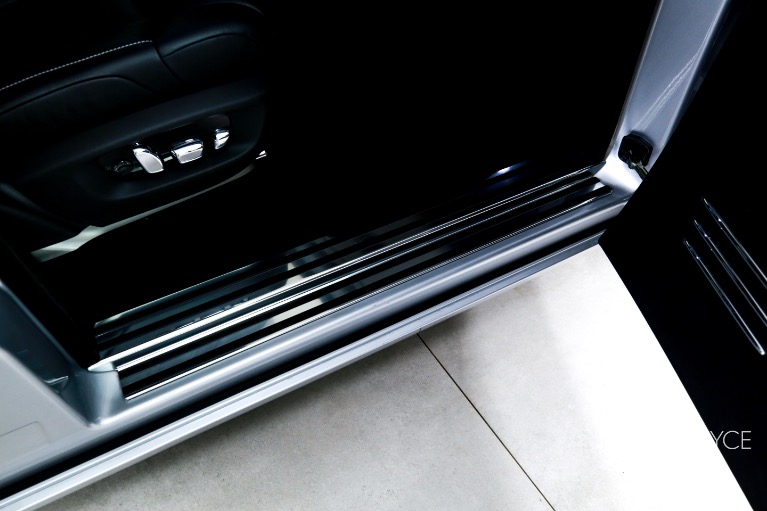 Used-2020-Rolls-Royce-Phantom