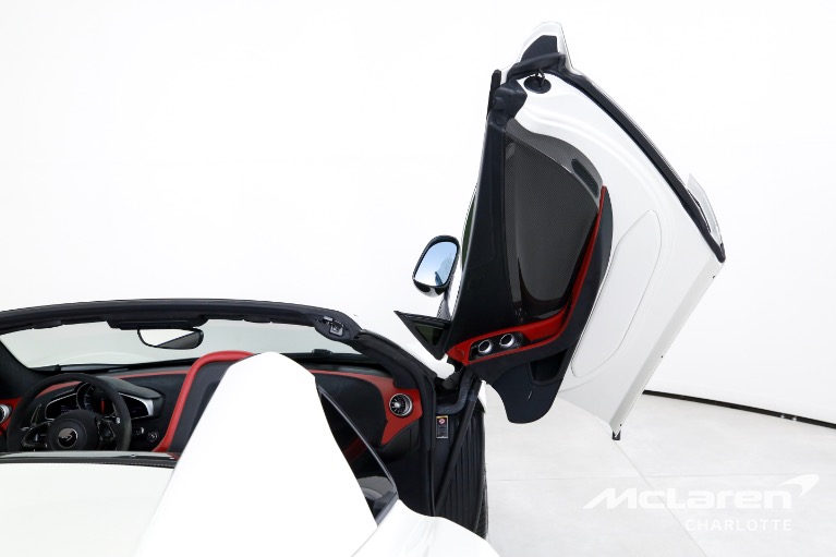 Used-2016-McLaren-650S-Spider