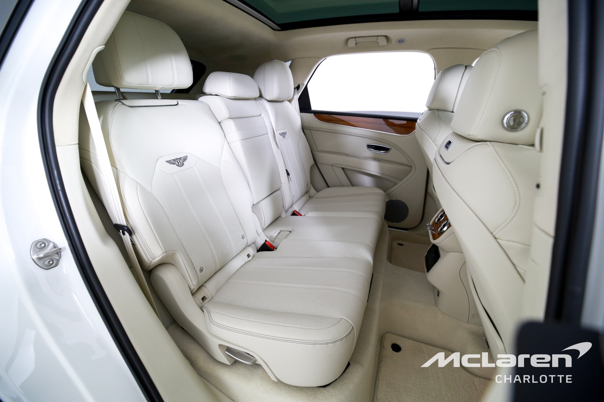 Used 2023 Bentley Bentayga Hybrid | Charlotte, NC