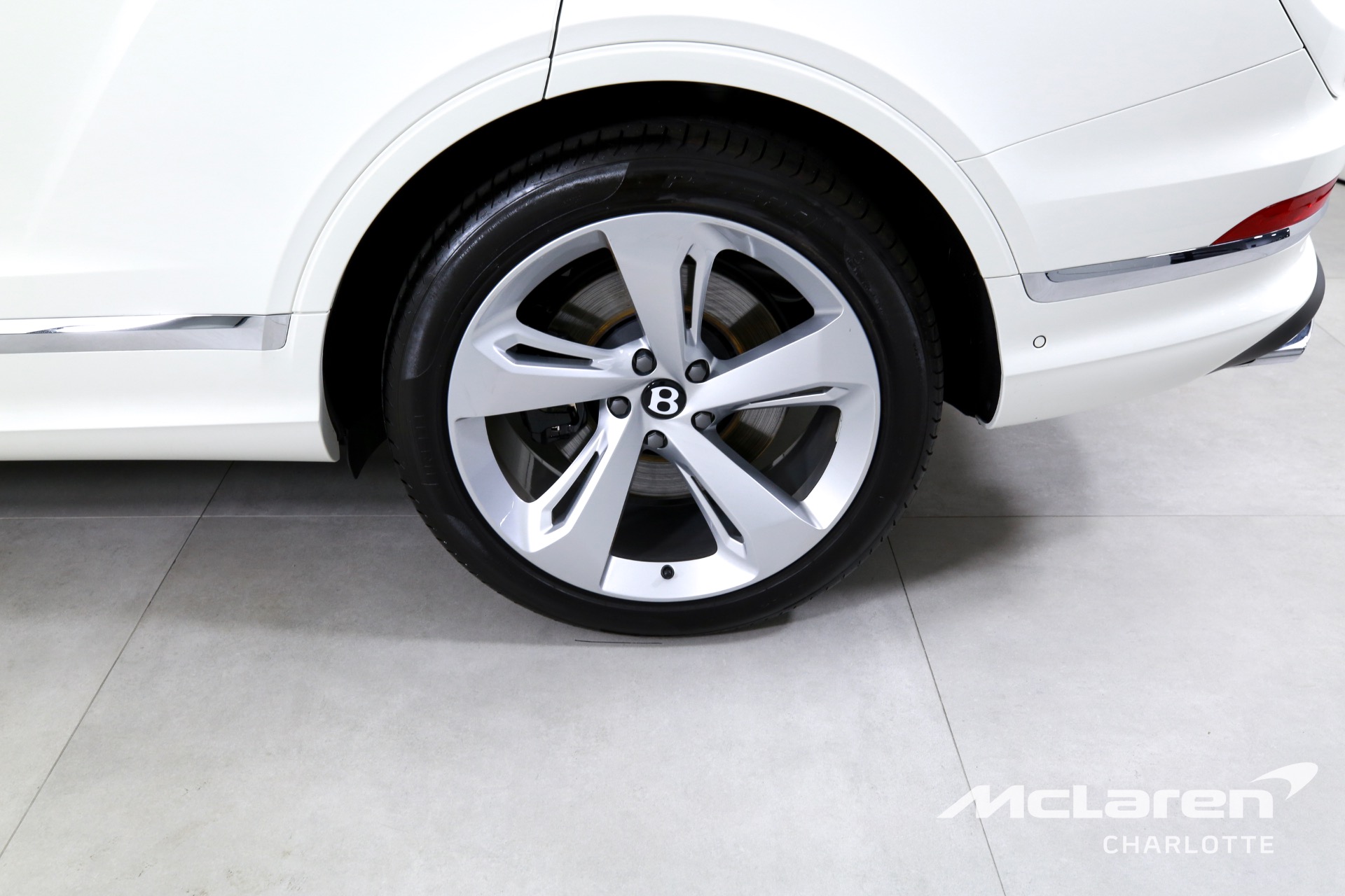 Used 2023 Bentley Bentayga Hybrid | Charlotte, NC