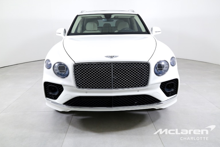 Used-2023-Bentley-Bentayga-Hybrid