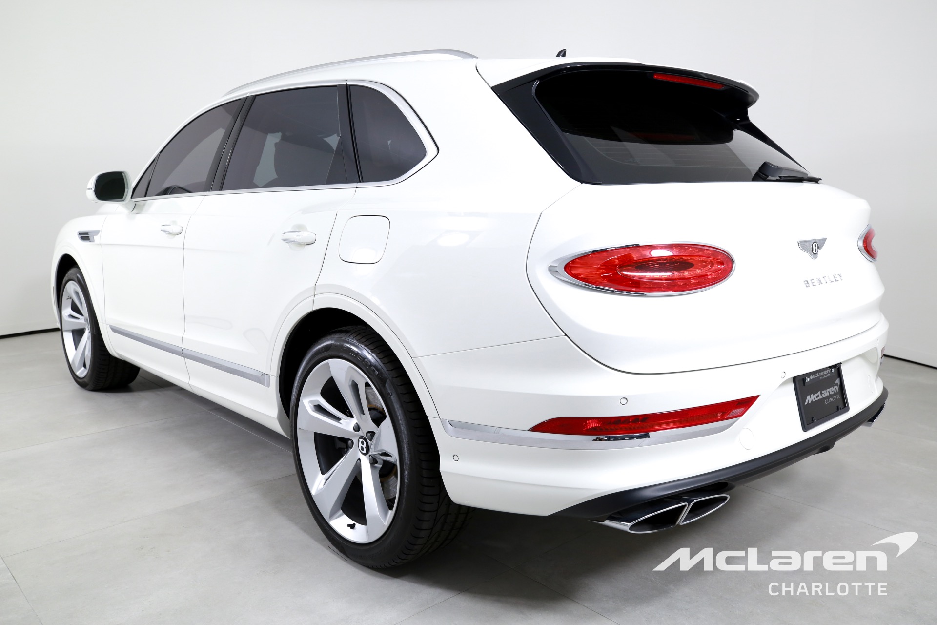 Used 2023 Bentley Bentayga Hybrid | Charlotte, NC