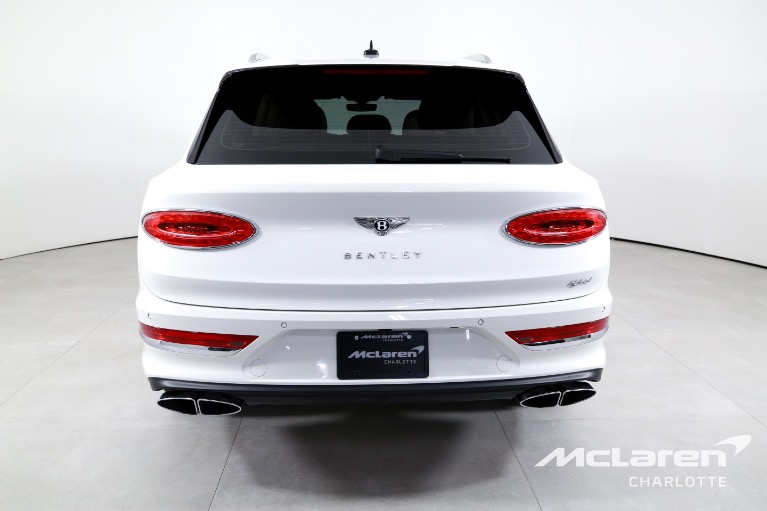 Used-2023-Bentley-Bentayga-Hybrid