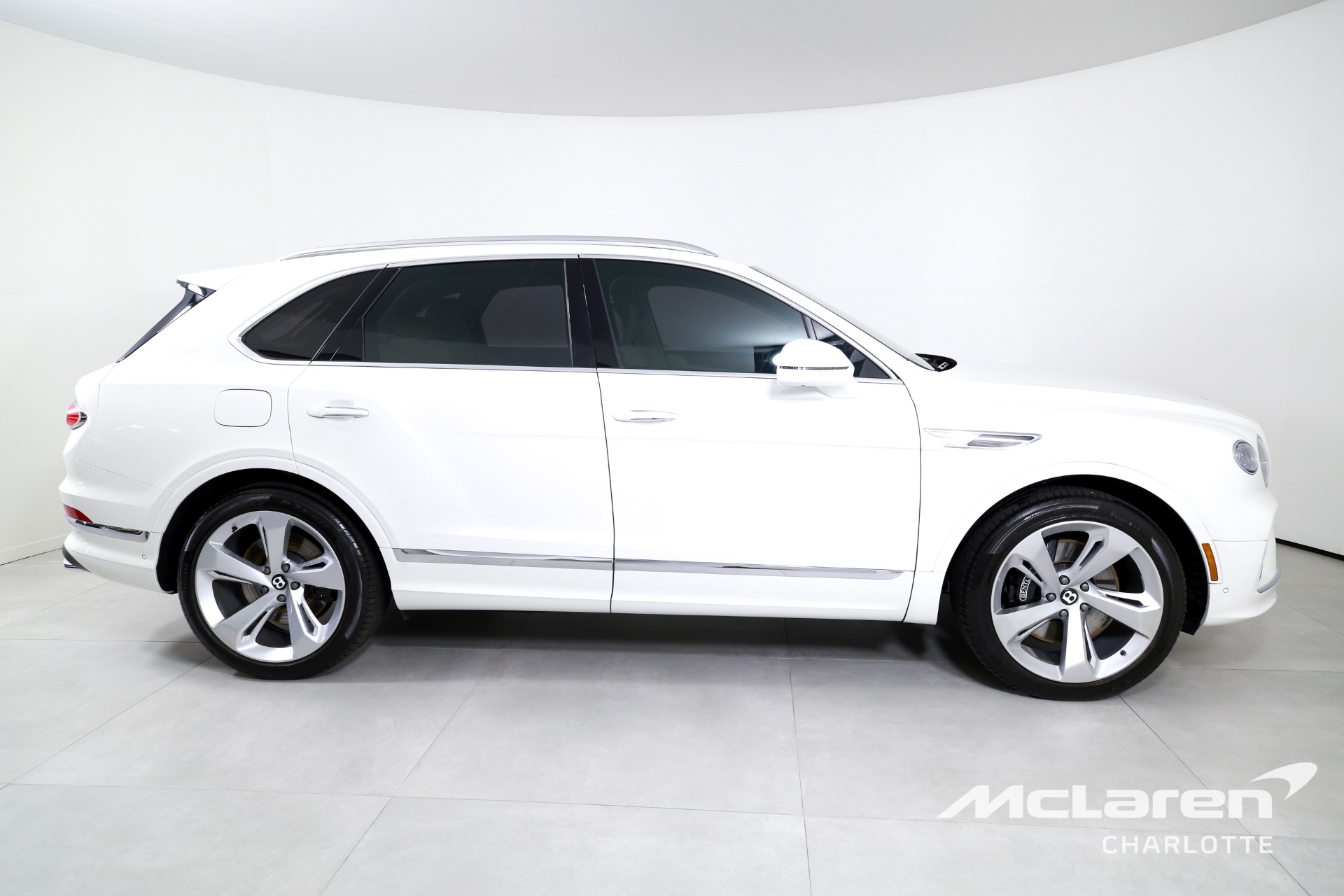 Used 2023 Bentley Bentayga Hybrid | Charlotte, NC