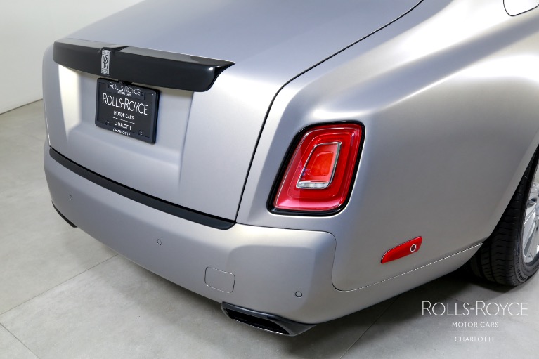 New-2025-Rolls-Royce-Phantom
