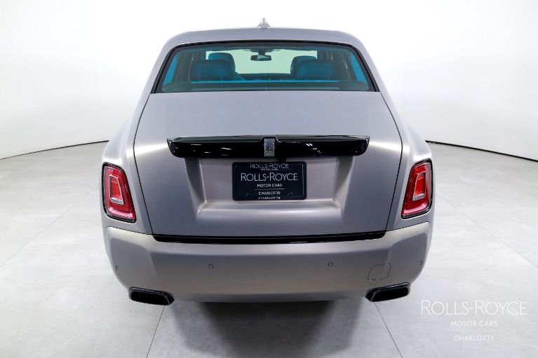 New-2025-Rolls-Royce-Phantom