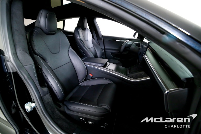 Used-2021-Tesla-Model-S-Plaid