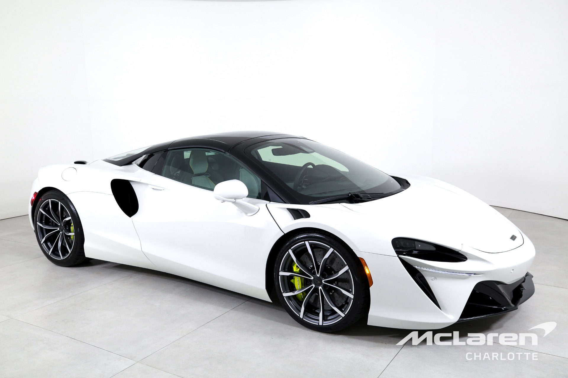 Used 2025 McLaren Artura Spider  | Charlotte, NC
