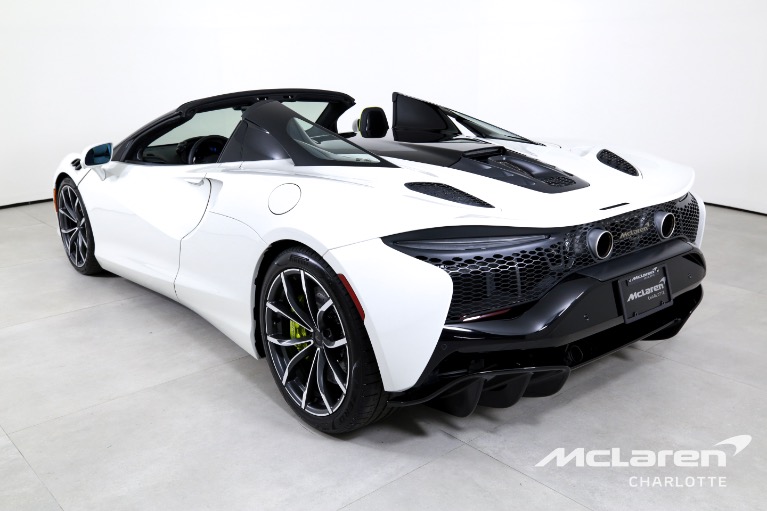 Used-2025-McLaren-Artura-Spider