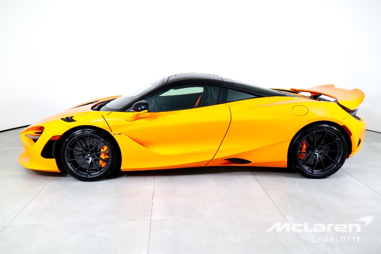 Used-2024-McLaren-750S
