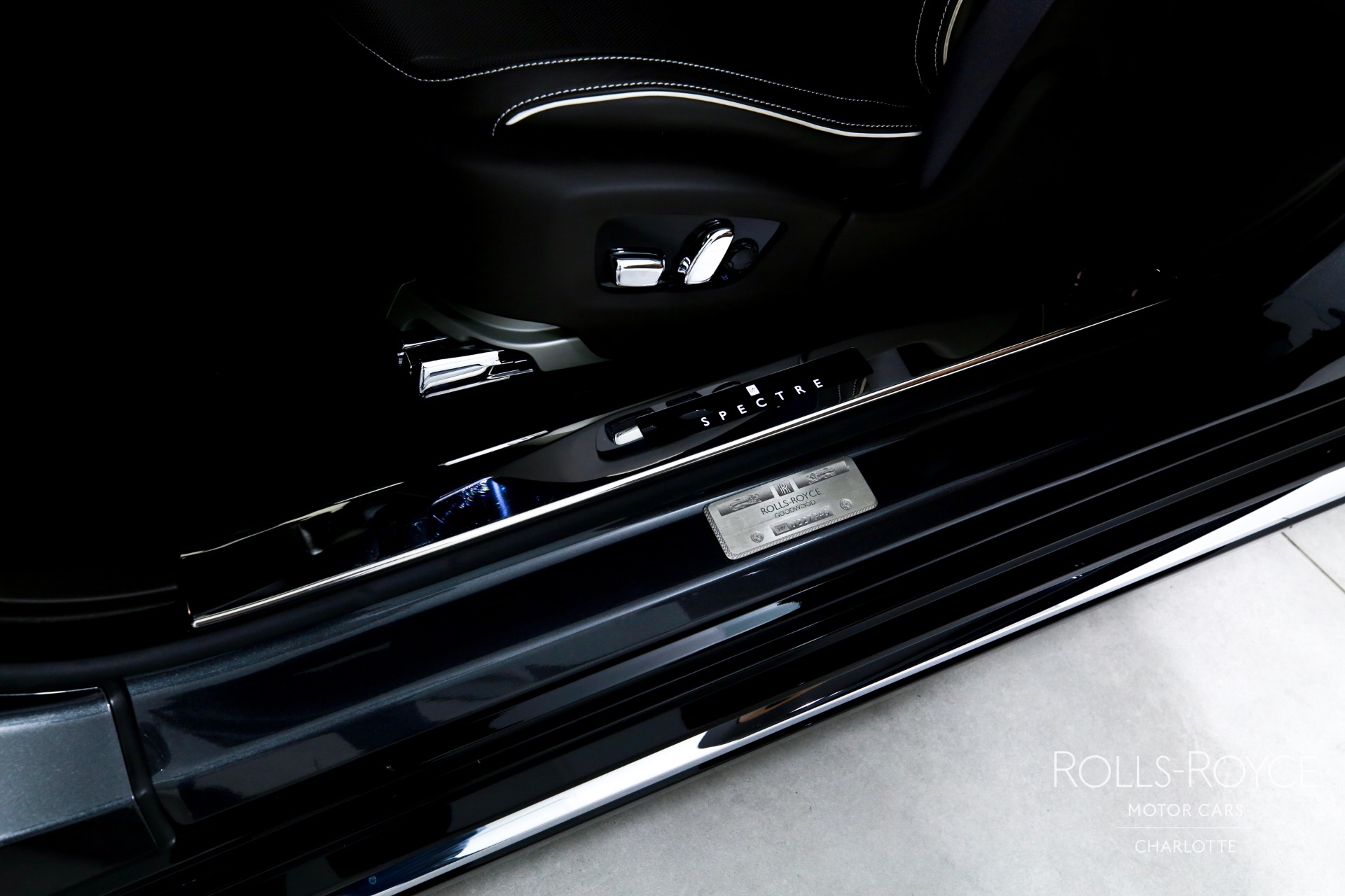 Used 2025 Rolls-Royce Spectre  | Charlotte, NC