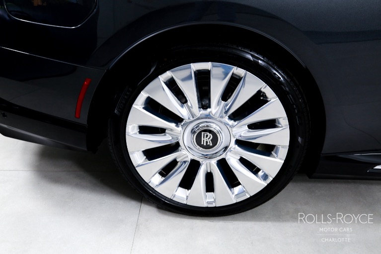 Used-2025-Rolls-Royce-Spectre