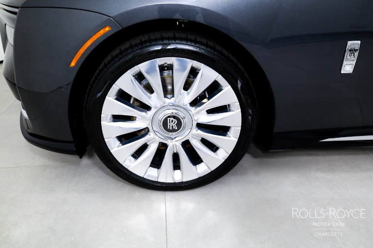 Used-2025-Rolls-Royce-Spectre