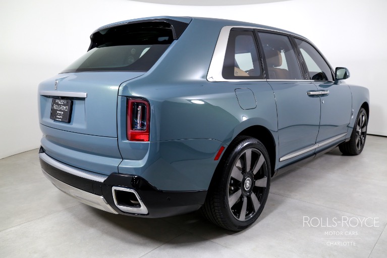 Used-2025-Rolls-Royce-Cullinan