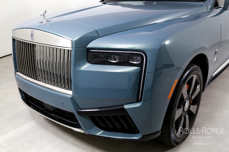 Used-2025-Rolls-Royce-Cullinan