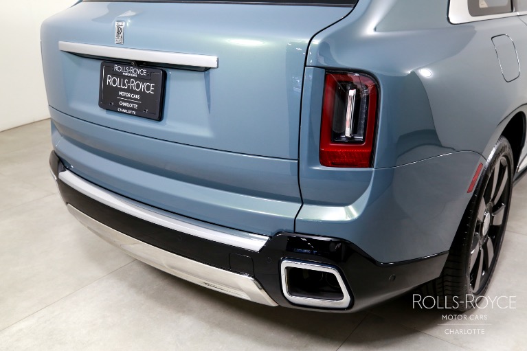 Used-2025-Rolls-Royce-Cullinan