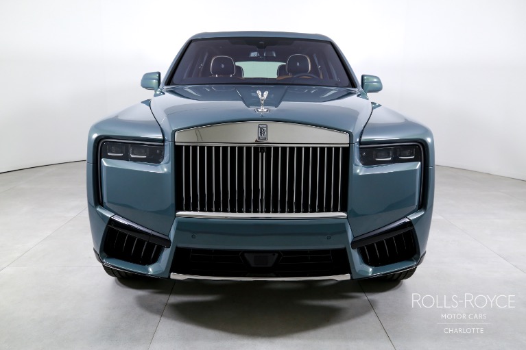 Used-2025-Rolls-Royce-Cullinan