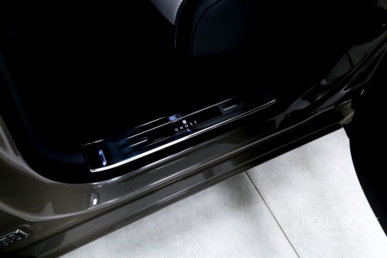 Used-2025-Rolls-Royce-Ghost