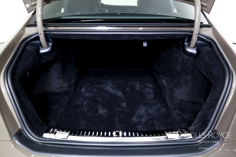 Used-2025-Rolls-Royce-Ghost