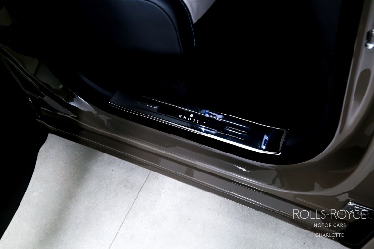 Used-2025-Rolls-Royce-Ghost