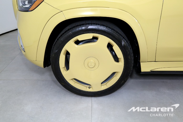 Used-2024-Mercedes-Benz-GLS-Mercedes-Maybach-GLS-600-4MATIC