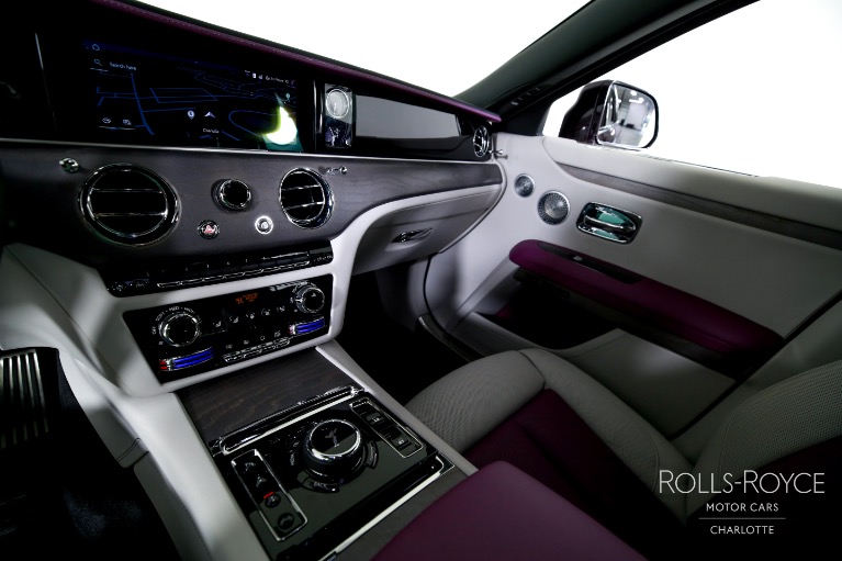 Used-2025-Rolls-Royce-Ghost