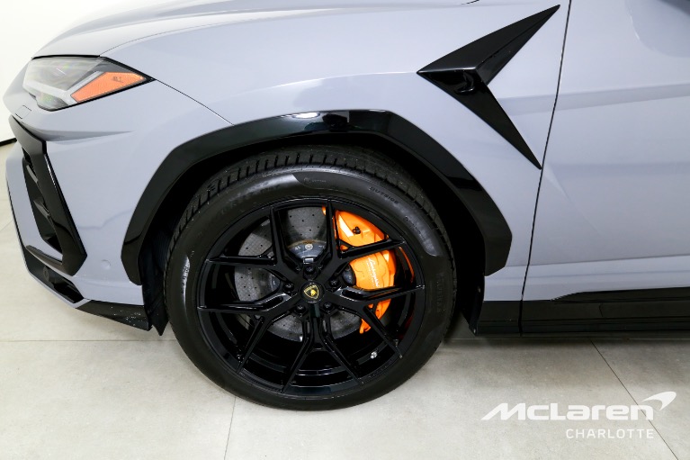 Used-2019-LAMBORGHINI-URUS