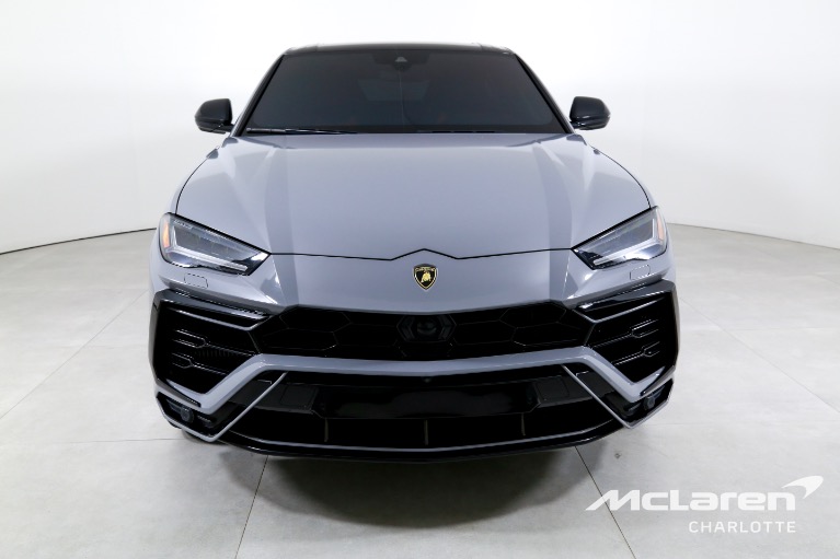 Used-2019-LAMBORGHINI-URUS