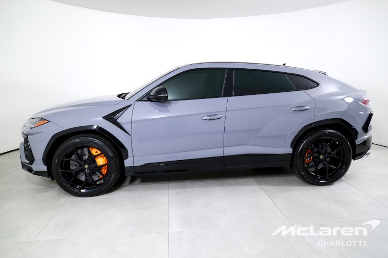 Used-2019-LAMBORGHINI-URUS