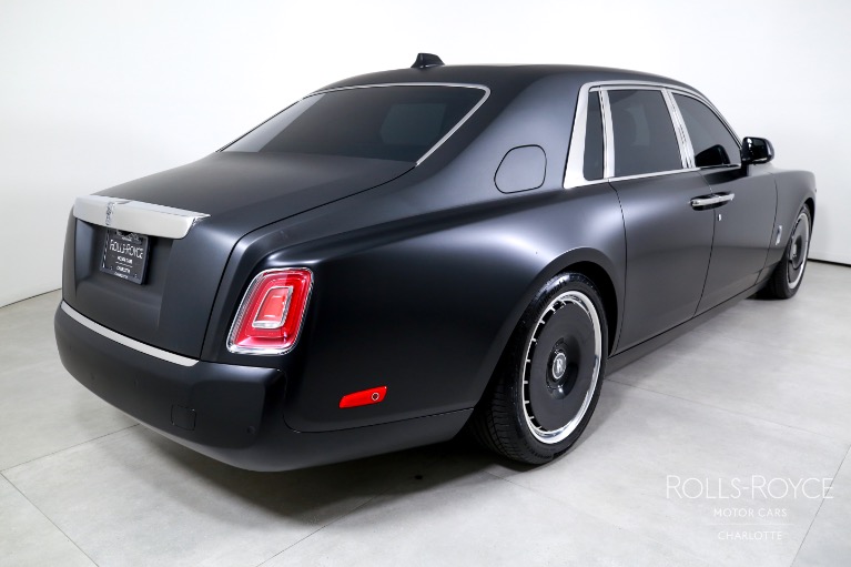 Used-2025-Rolls-Royce-Phantom