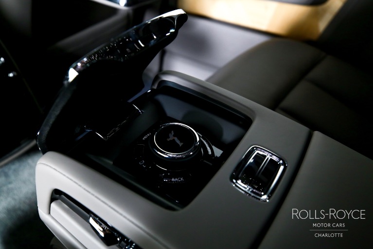 Used-2025-Rolls-Royce-Phantom