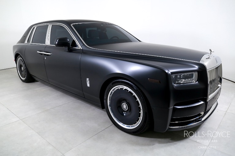 Used-2025-Rolls-Royce-Phantom