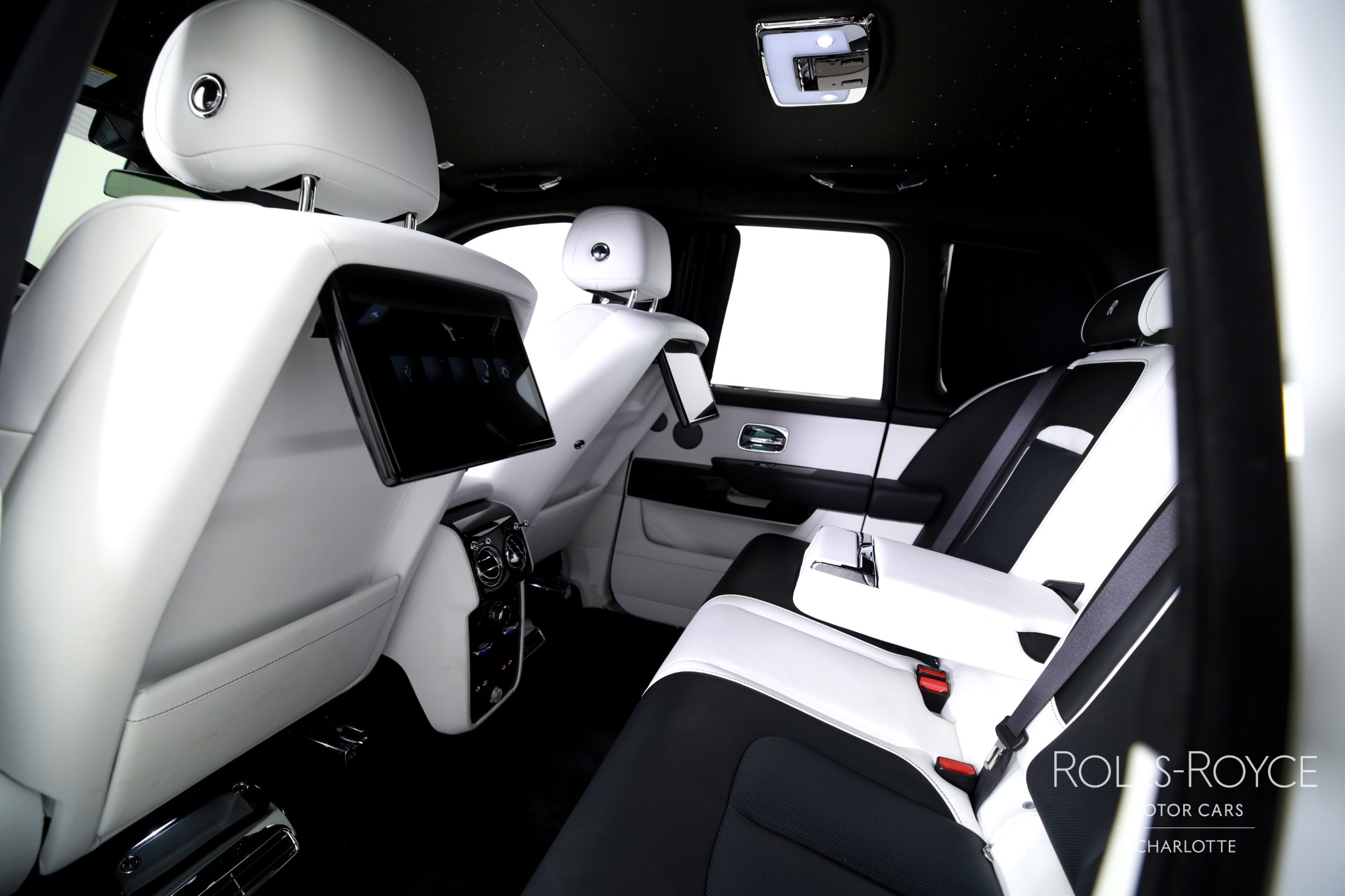 Used 2025 Rolls-Royce Black Badge Cullinan  | Charlotte, NC