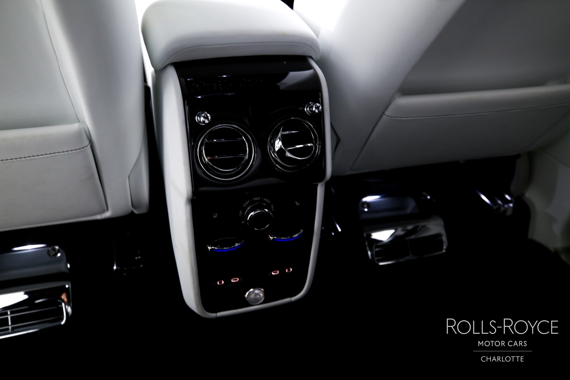 Used 2025 Rolls-Royce Black Badge Cullinan  | Charlotte, NC