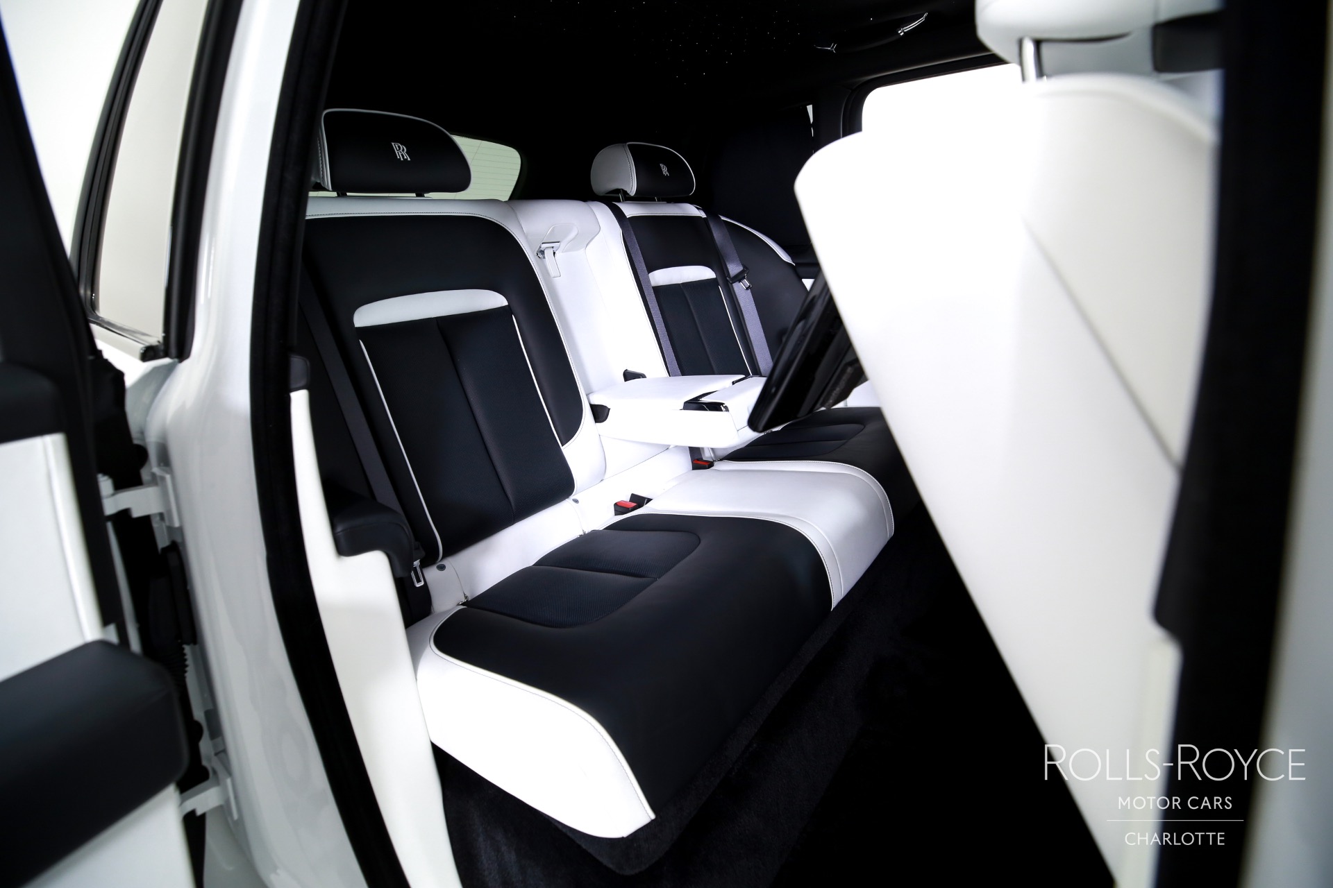 Used 2025 Rolls-Royce Black Badge Cullinan  | Charlotte, NC