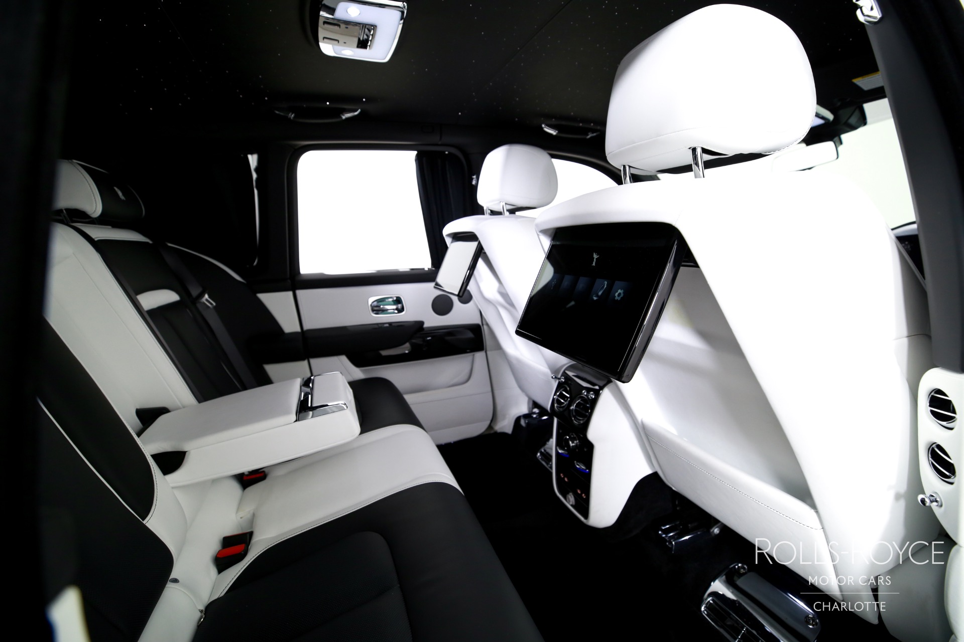Used 2025 Rolls-Royce Black Badge Cullinan  | Charlotte, NC