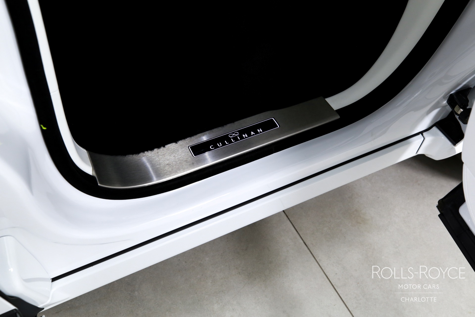 Used 2025 Rolls-Royce Black Badge Cullinan  | Charlotte, NC